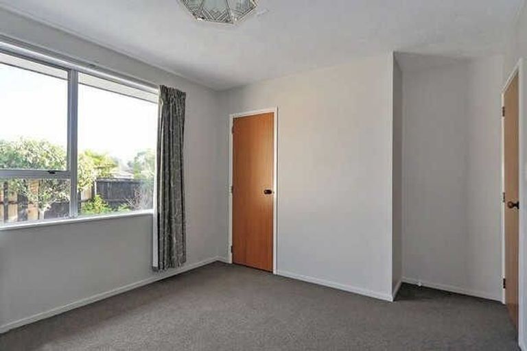 Photo of property in 15 Pukeko Place, Southshore, Christchurch, 8062