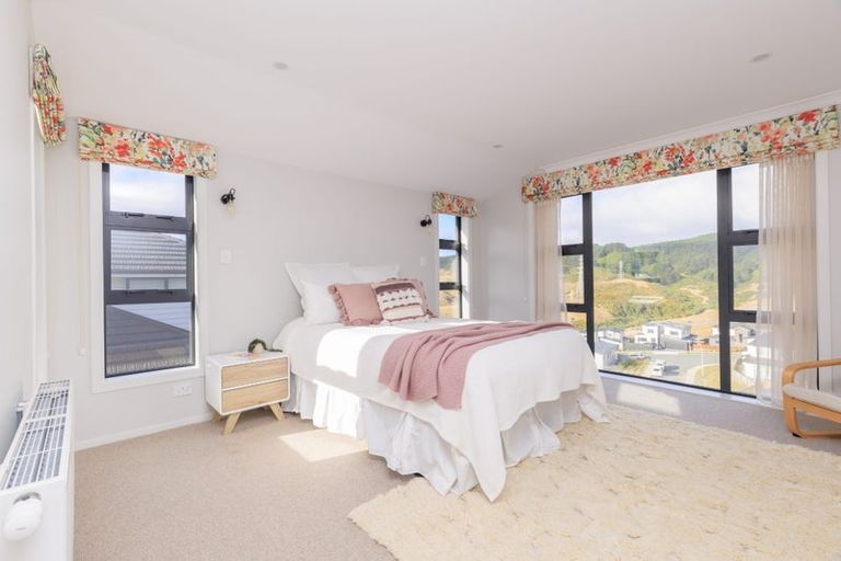 Photo of property in 6 Atherton Terrace, Churton Park, Wellington, 6037