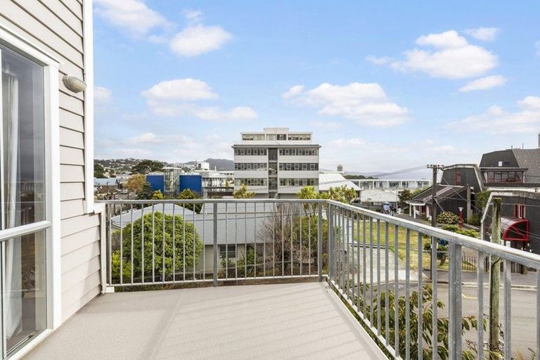 Photo of property in 8j Finlay Terrace, Mount Cook, Wellington, 6021