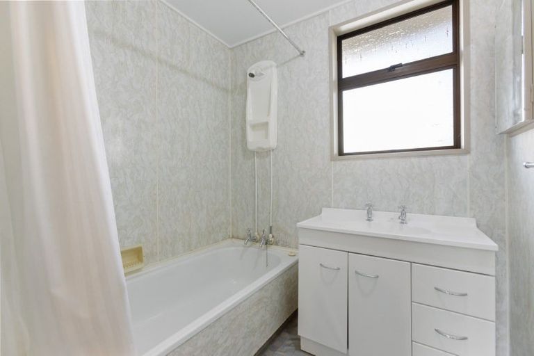 Photo of property in 82 Waenga Drive, Cromwell, 9310