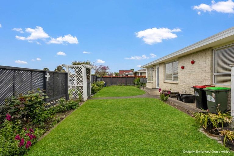 Photo of property in 7/412 Avenue Road West, Hastings, 4122