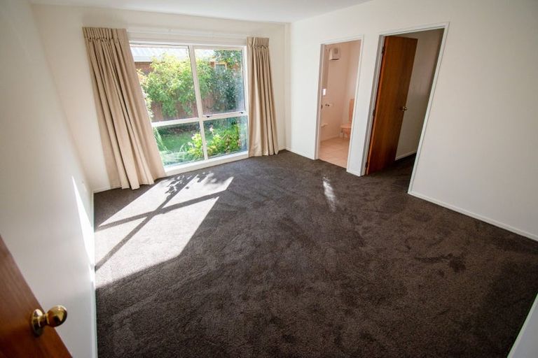 Photo of property in 1 Hamish Place, Westmorland, Christchurch, 8025
