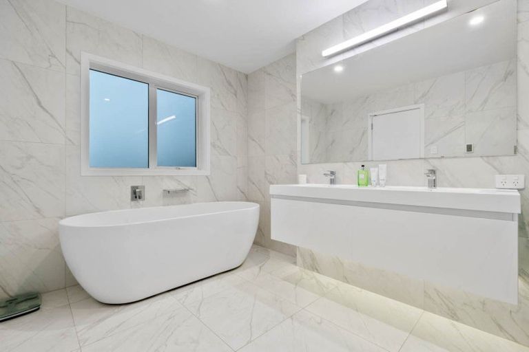 Photo of property in 34 Brickworks Bay Road, Hobsonville, Auckland, 0618