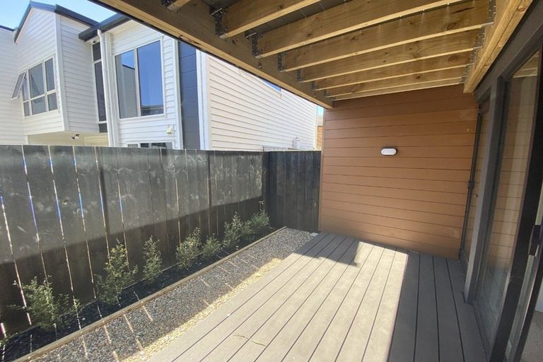 Photo of property in 3 Marumaru Lane, Manurewa, Auckland, 2102