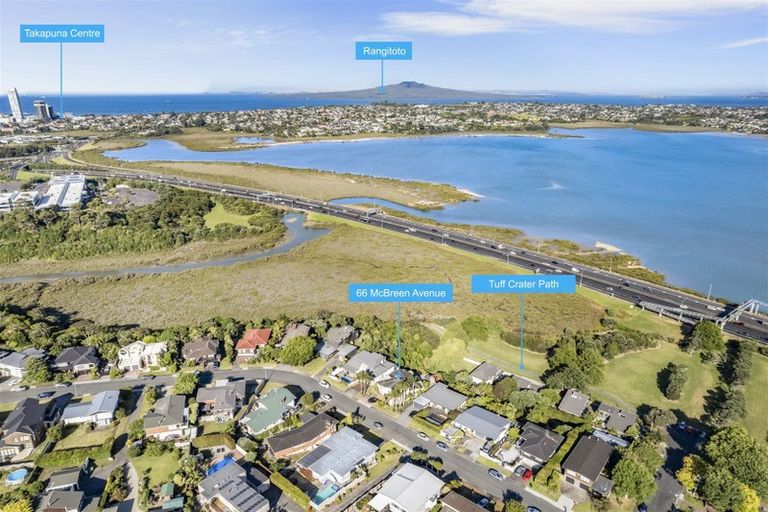 Photo of property in 66 Mcbreen Avenue, Northcote, Auckland, 0627