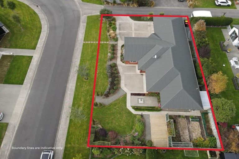 Photo of property in 21 Talboys Drive, Winton, 9720