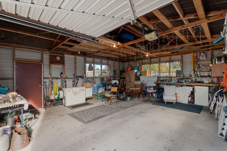 Photo of property in 12 Carlyle Road, Mosgiel, 9024