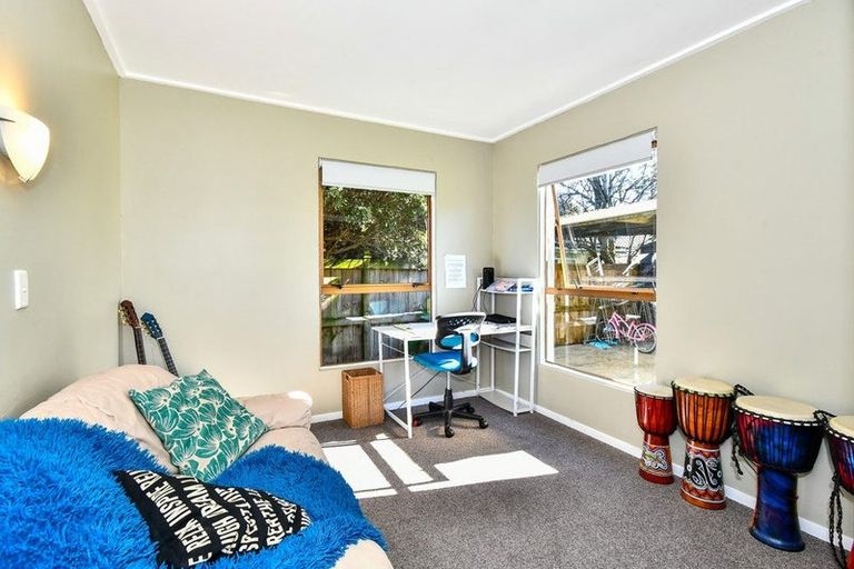 Photo of property in 24 Magnolia Avenue, Opaheke, Papakura, 2113