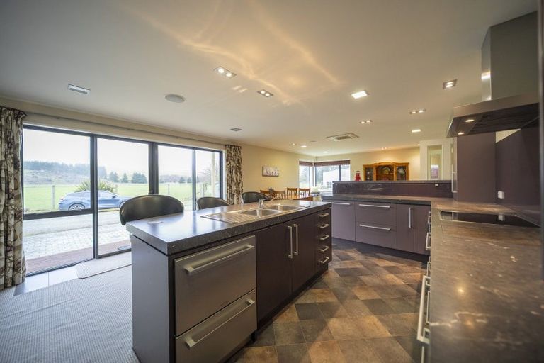 Photo of property in 1127 Te Anau Mossburn Highway, Hillside, Te Anau, 9672