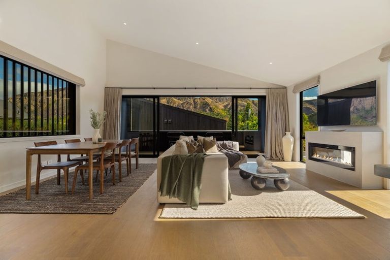 Photo of property in 4b Pritchard Place, Arrowtown, 9302