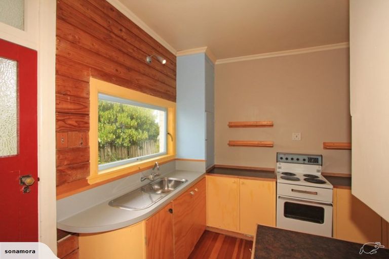 Photo of property in 5a Martin Road, Paraparaumu Beach, Paraparaumu, 5032