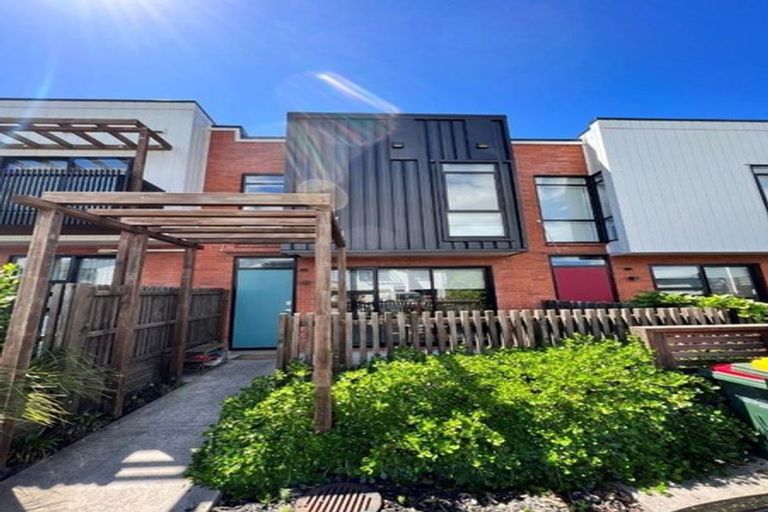 Photo of property in 13 Saltmarsh Road, Hobsonville, Auckland, 0616