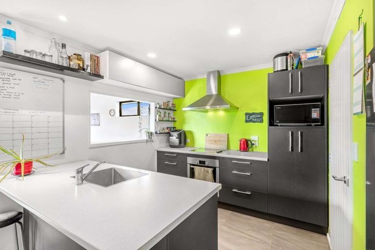 Photo of property in 64 Mcgregors Road, Bromley, Christchurch, 8062