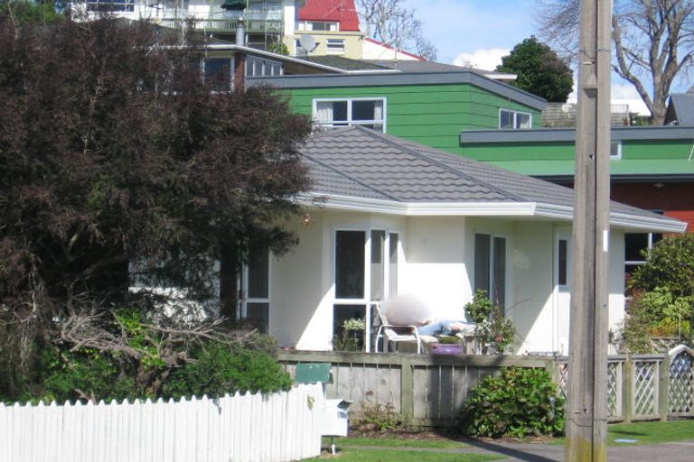 Photo of property in 112 Vale Street, Otumoetai, Tauranga, 3110