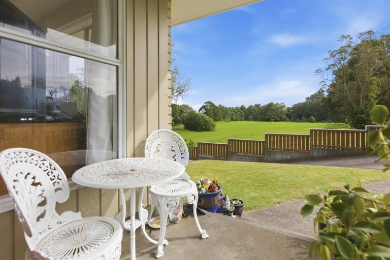 Photo of property in 7 Seymour Street, Waitara, 4320