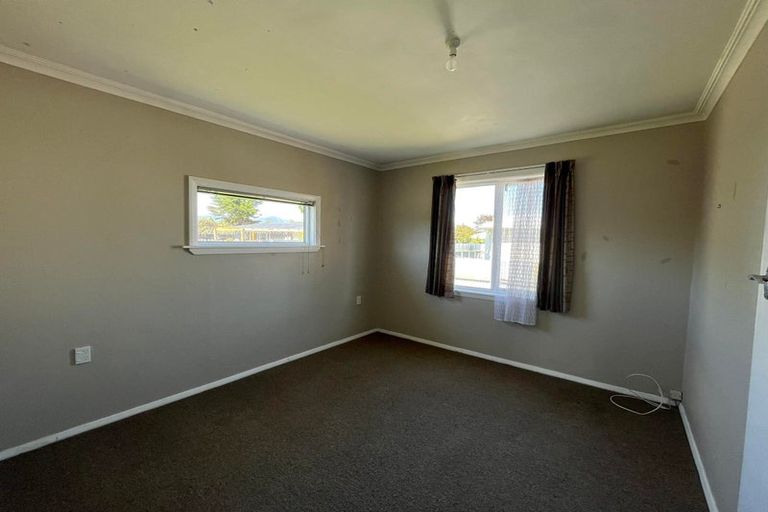 Photo of property in 122 Tiro Tiro Road, Levin, 5510
