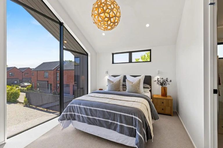 Photo of property in 1/60 Innes Road, St Albans, 8052