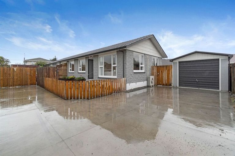 Photo of property in 7 Farnborough Street, Aranui, Christchurch, 8061