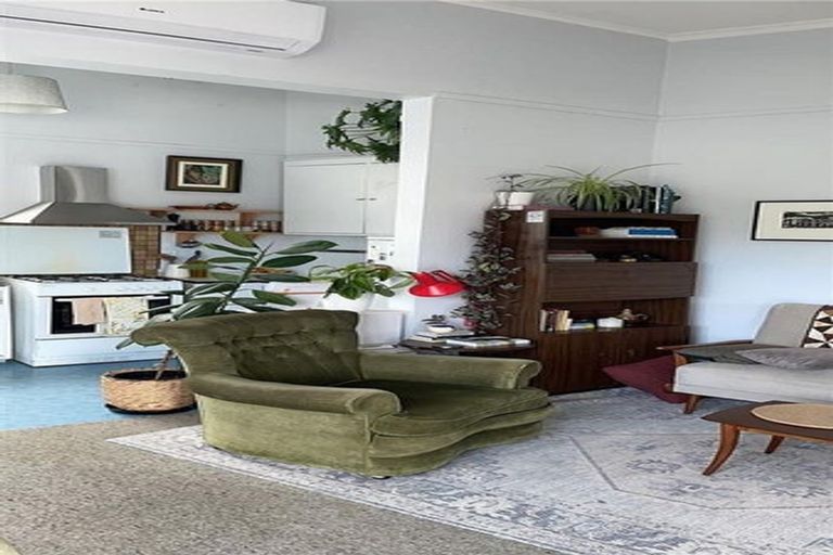 Photo of property in 23 Nairn Street, Mount Cook, Wellington, 6011