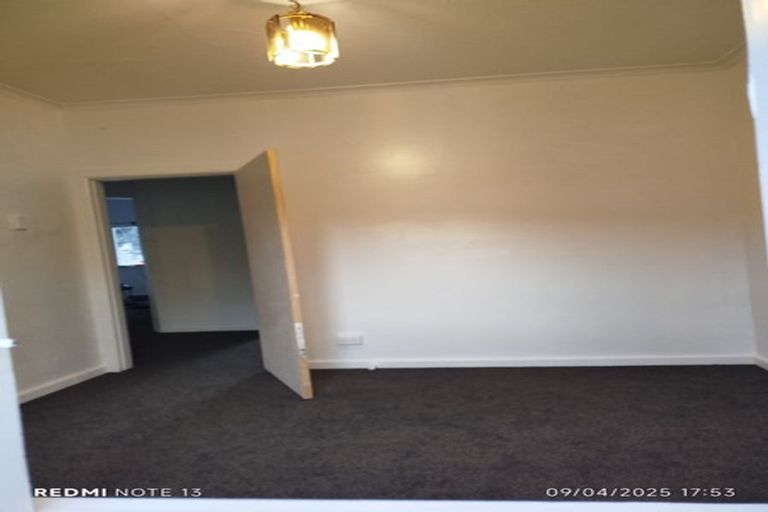 Photo of property in 26a Ludlam Crescent, Woburn, Lower Hutt, 5010