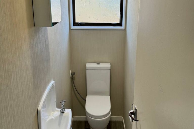 Photo of property in 56 Gray Avenue, Paraparaumu Beach, Paraparaumu, 5032