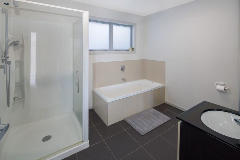 Photo of property in 19a Comber Place, Johnsonville, Wellington, 6037