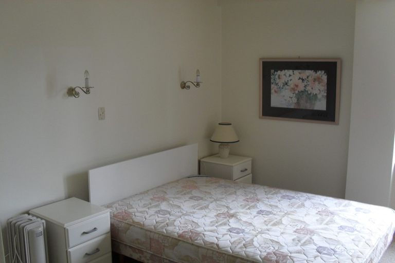 Photo of property in 68u3 Hill Street, Thorndon, Wellington, 6011