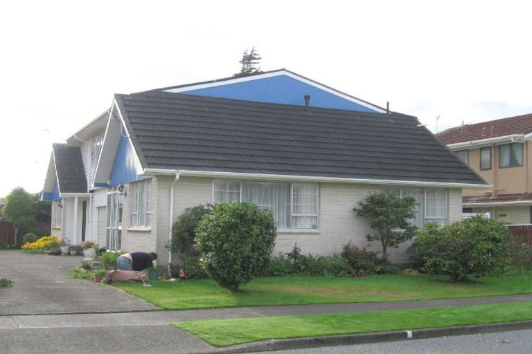 Photo of property in 28b Saint Columbans Grove, Boulcott, Lower Hutt, 5010