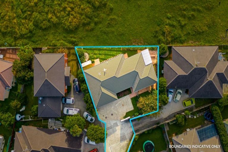 Photo of property in 68 South Kensington Way, Henderson, Auckland, 0612