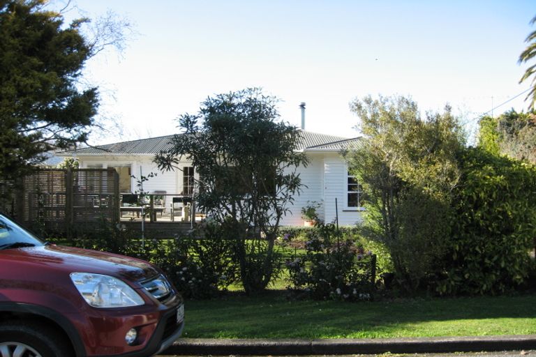 Photo of property in 8 Udy Street, Greytown, 5712