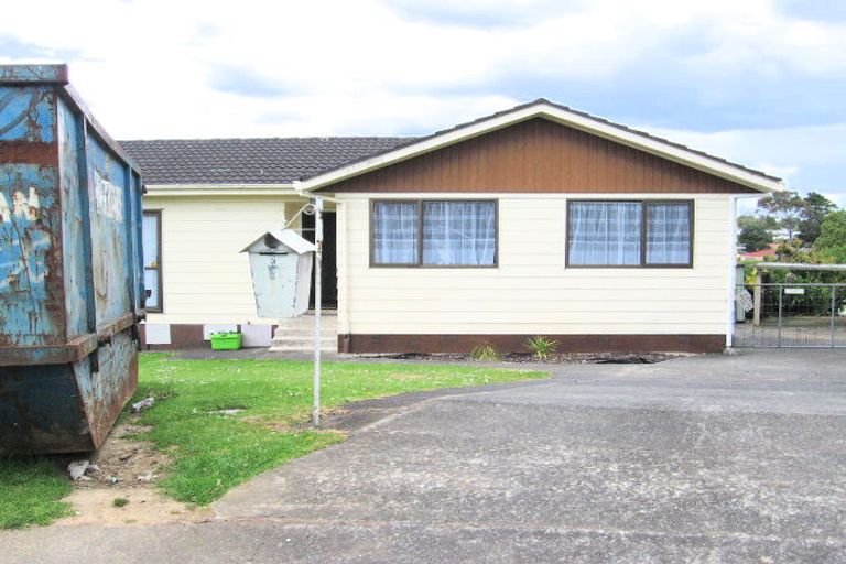 Photo of property in 9 Holborn Place, Papatoetoe, Auckland, 2025