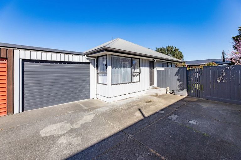 Photo of property in 109 Gayhurst Road, Dallington, Christchurch, 8061