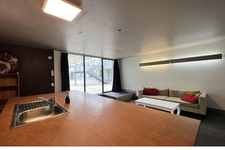 Photo of property in 3/3 King Street, Mount Cook, Wellington, 6021