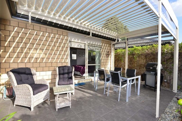 Photo of property in 44 Hatton Road, Orewa, 0931