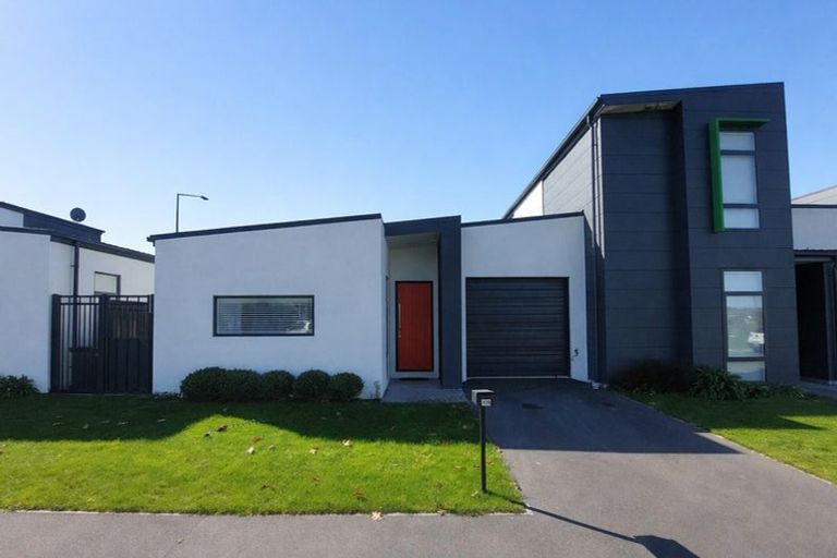 Photo of property in 109 Manakura Street, Russley, Christchurch, 8042