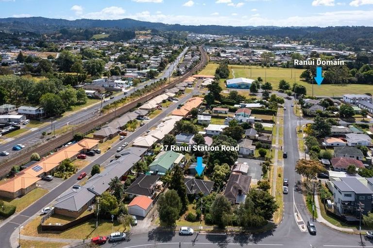Photo of property in 27 Ranui Station Road, Ranui, Auckland, 0612