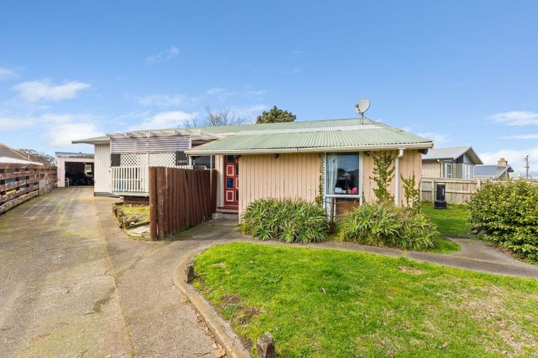 Photo of property in 7 Rogers Street, Castlecliff, Whanganui, 4501
