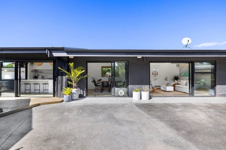 Photo of property in 53 Dickson Road, Papamoa Beach, Papamoa, 3118