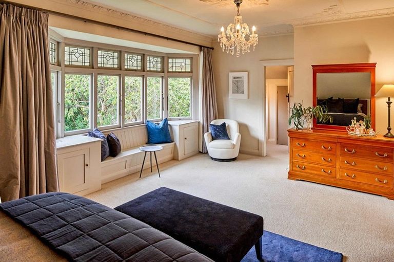 Photo of property in 10 Hinau Street, Woburn, Lower Hutt, 5010