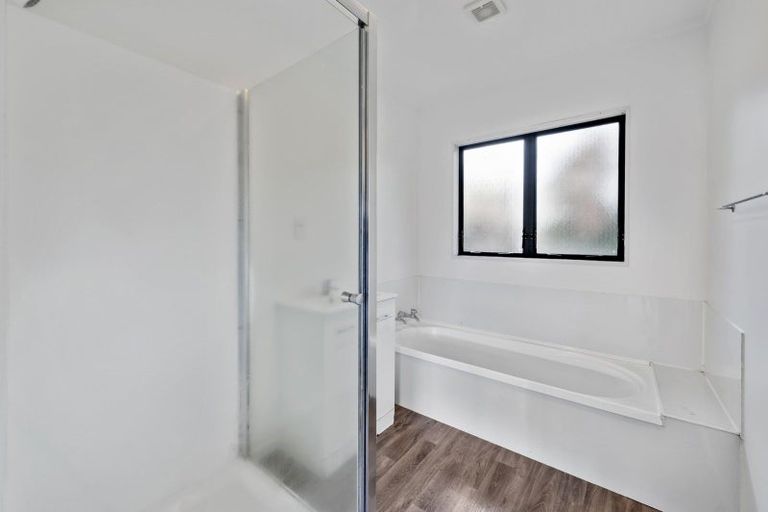 Photo of property in 8b Bell Road, Western Heights, Rotorua, 3015