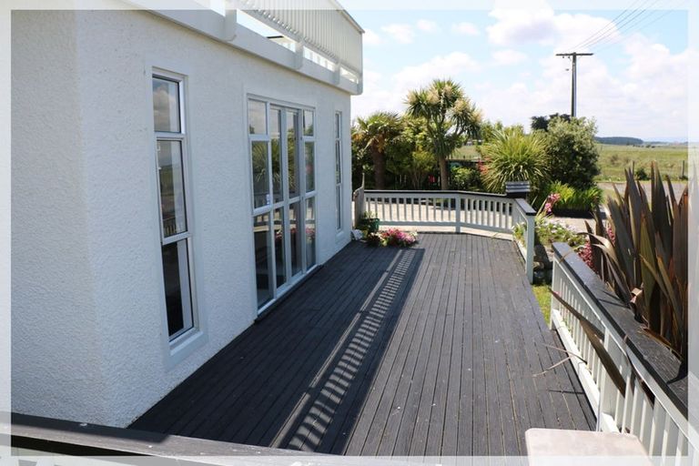 Photo of property in 67 Hartley Street, Foxton Beach, Foxton, 4815