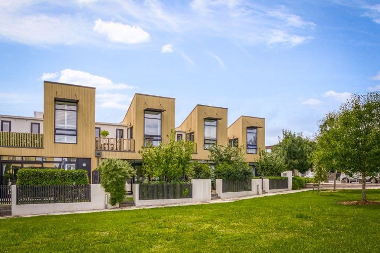 Photo of property in 23 Isitt Road, Hobsonville, Auckland, 0616