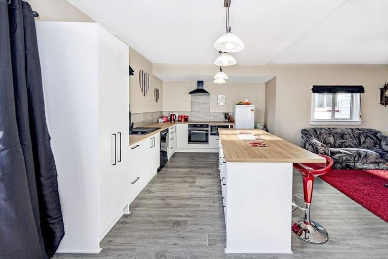 Photo of property in 448 Drain Road, Doyleston, 7682