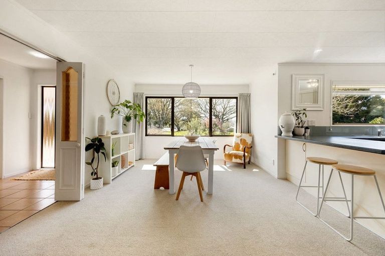 Photo of property in 2 Byron Street, Leamington, Cambridge, 3432