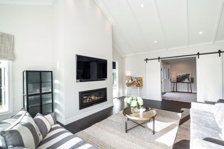 Photo of property in 2 Westwood Avenue, Greytown, 5712