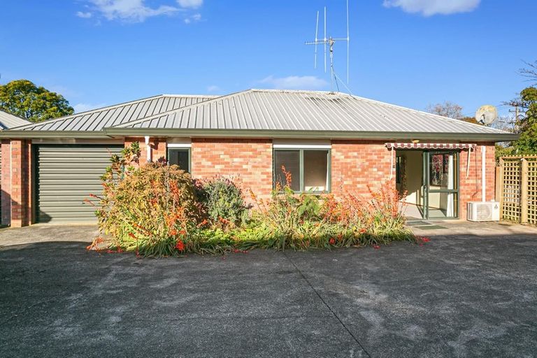 Photo of property in 99 Browning Street, Leamington, Cambridge, 3432
