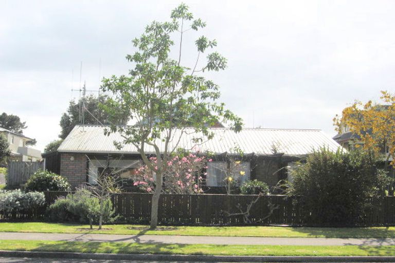 Photo of property in 2/285 Range Road, Papamoa Beach, Papamoa, 3118