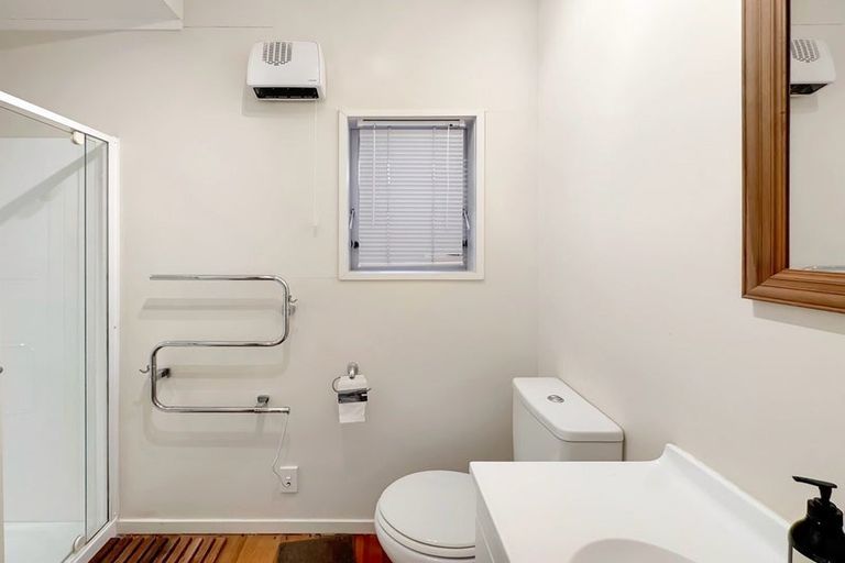 Photo of property in 12 Mallam Street, Karori, Wellington, 6012