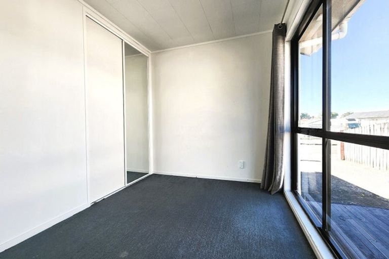 Photo of property in 109 Rathgar Road, Henderson, Auckland, 0610