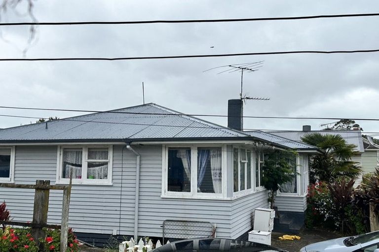 Photo of property in 13 Gaye Crescent, Otara, Auckland, 2023